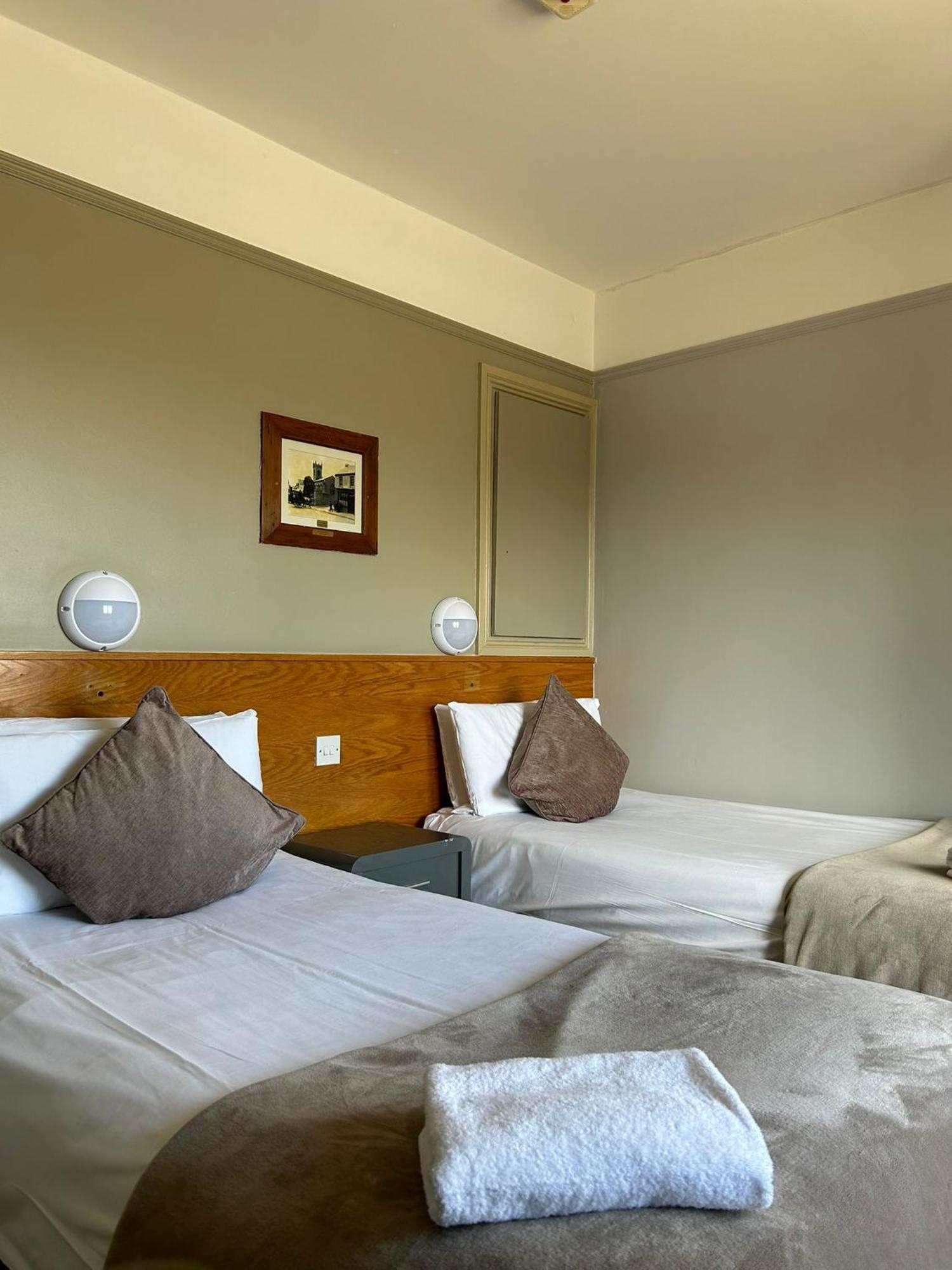 Gogartys Temple Bar Apartments Dublino Esterno foto