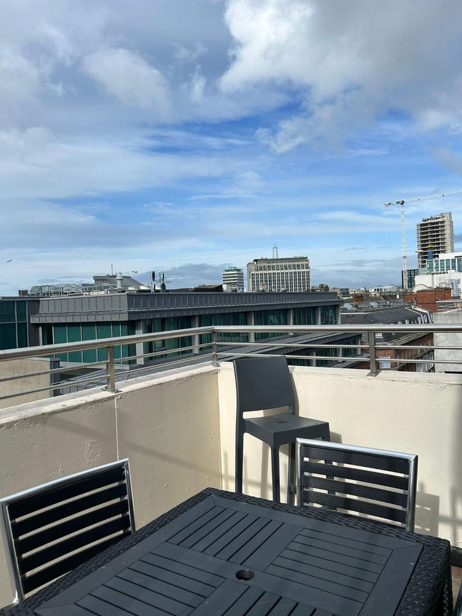Gogartys Temple Bar Apartments Dublino Esterno foto